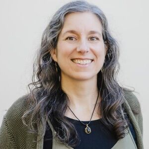 Meet your Posher, Carolyn